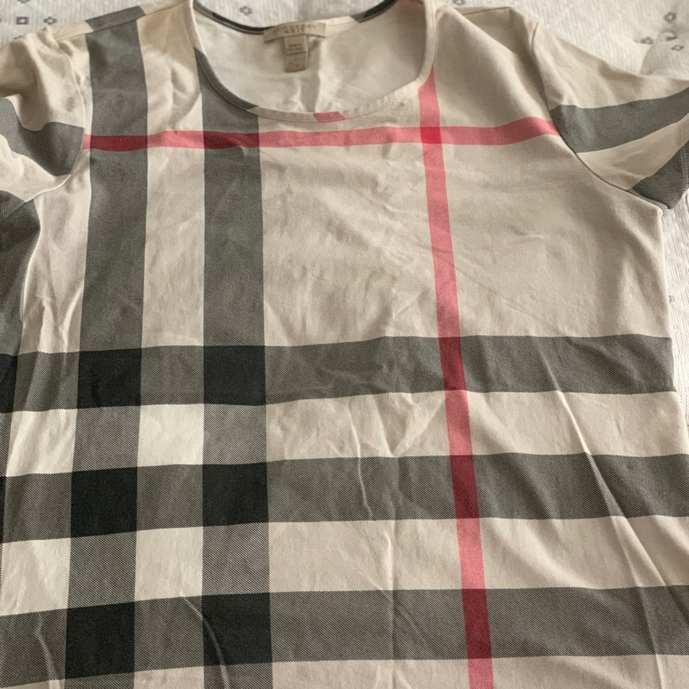 Burberry womens Tshirt XL